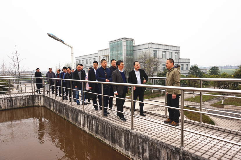 國家、省、市發(fā)改委調(diào)研組到杰陽排水公司進(jìn)行成本調(diào)研
