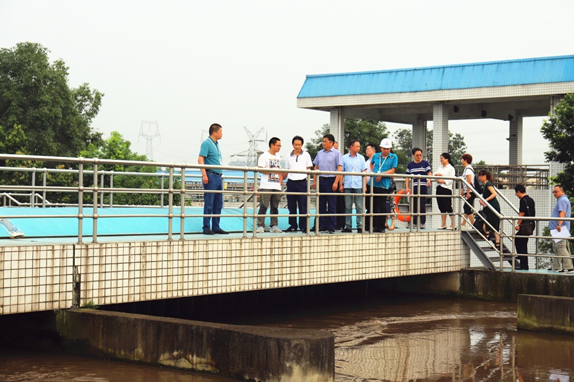 2018年7月18日 市人大常委會副主任成劍視察杰陽排水公司3_副本