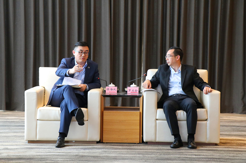 厲害了！人工智能獨角獸深蘭科技與德陽建投簽約啦！羅市長現(xiàn)場見證哦！